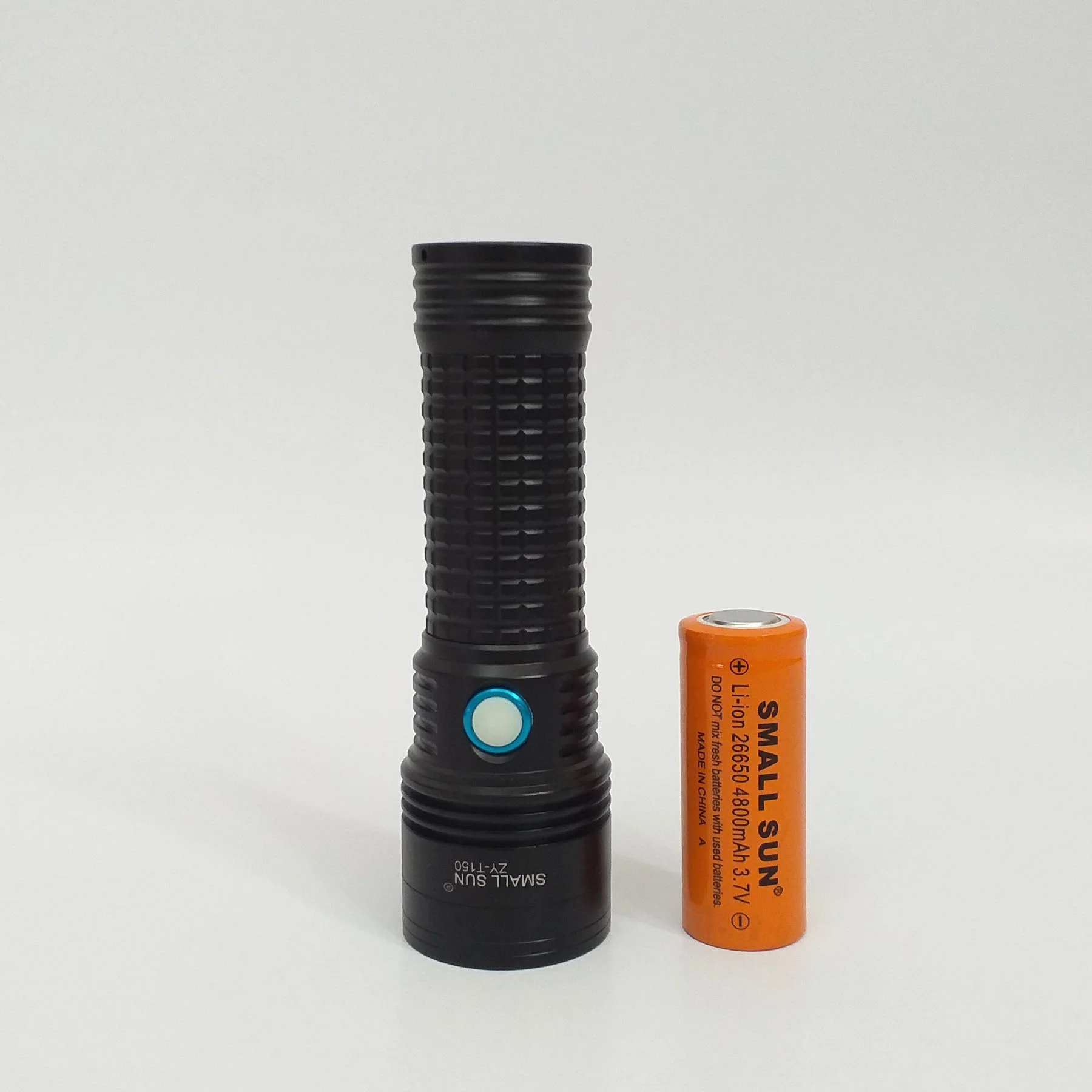 چراغ قوه دستی اسمال سان مدل Powerful T150