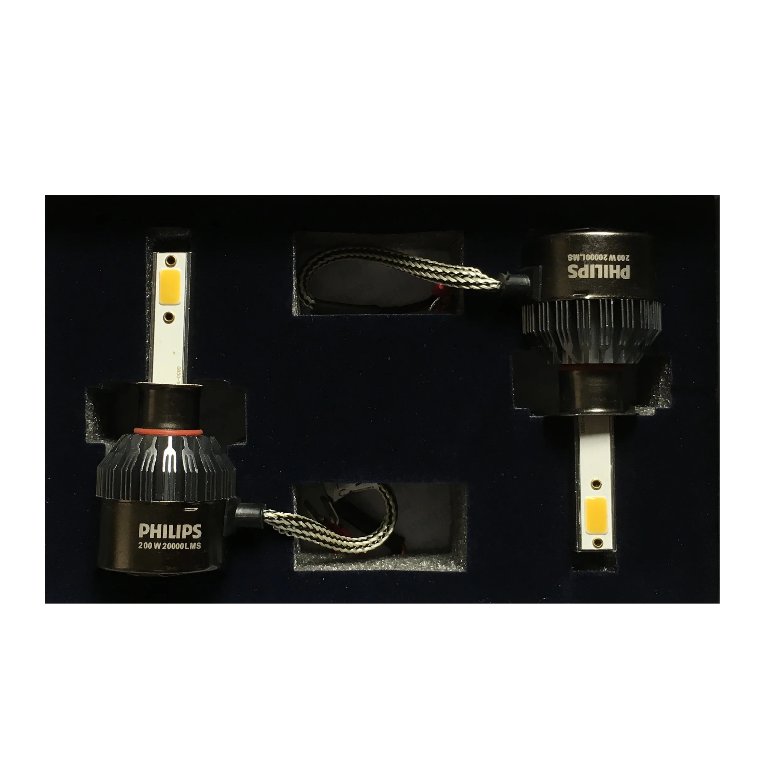 لامپ هدلایت خودرو فیلیپس کد H7 بسته 2 عددی