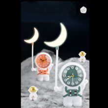 ساعت رومیزی مدل فضانورد کد E23