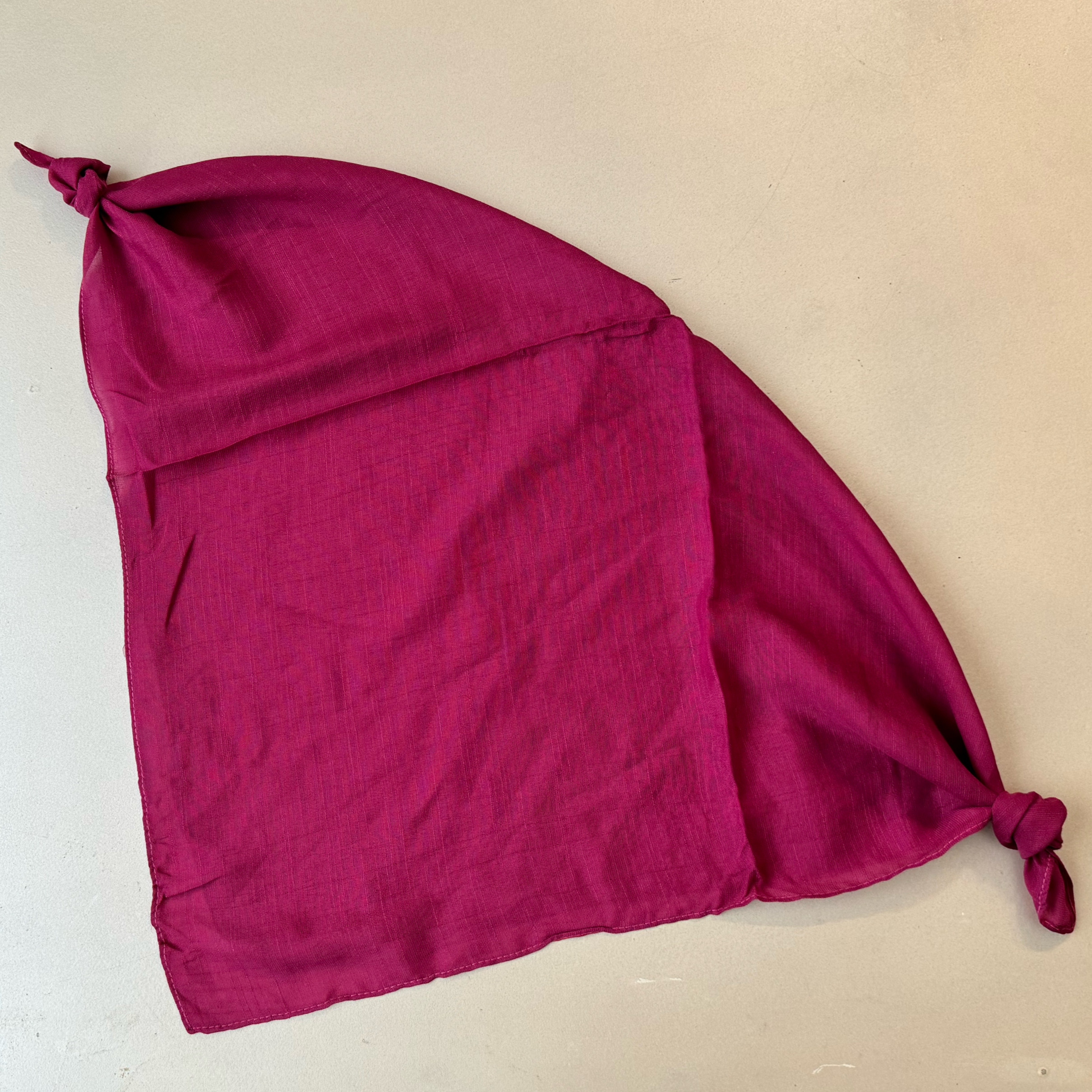 روسری زنانه مدل مینی اسکارف نخی ساده کد 5