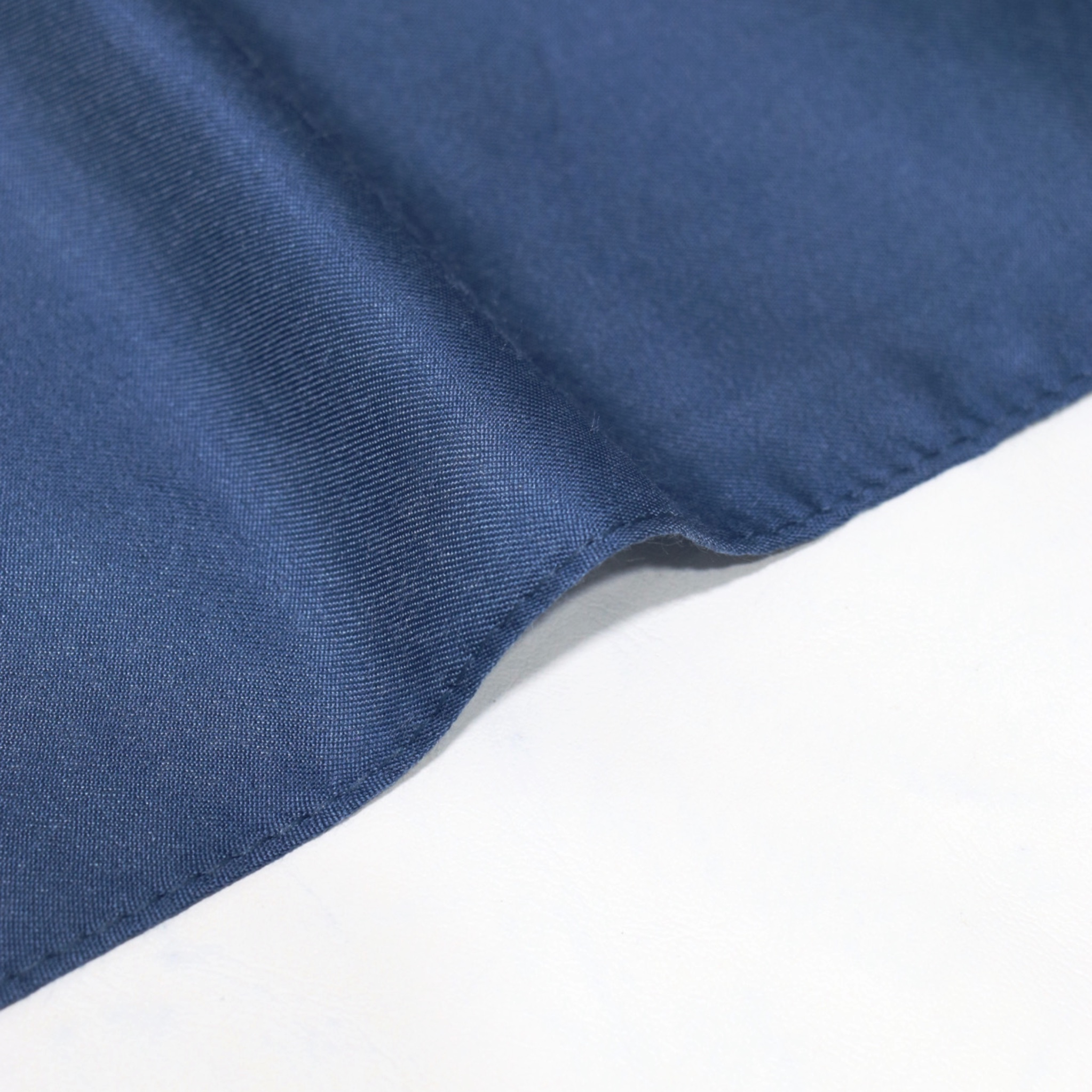 شال زنانه آنالیا مدل نخی ساده منگوله دار کد a-9610