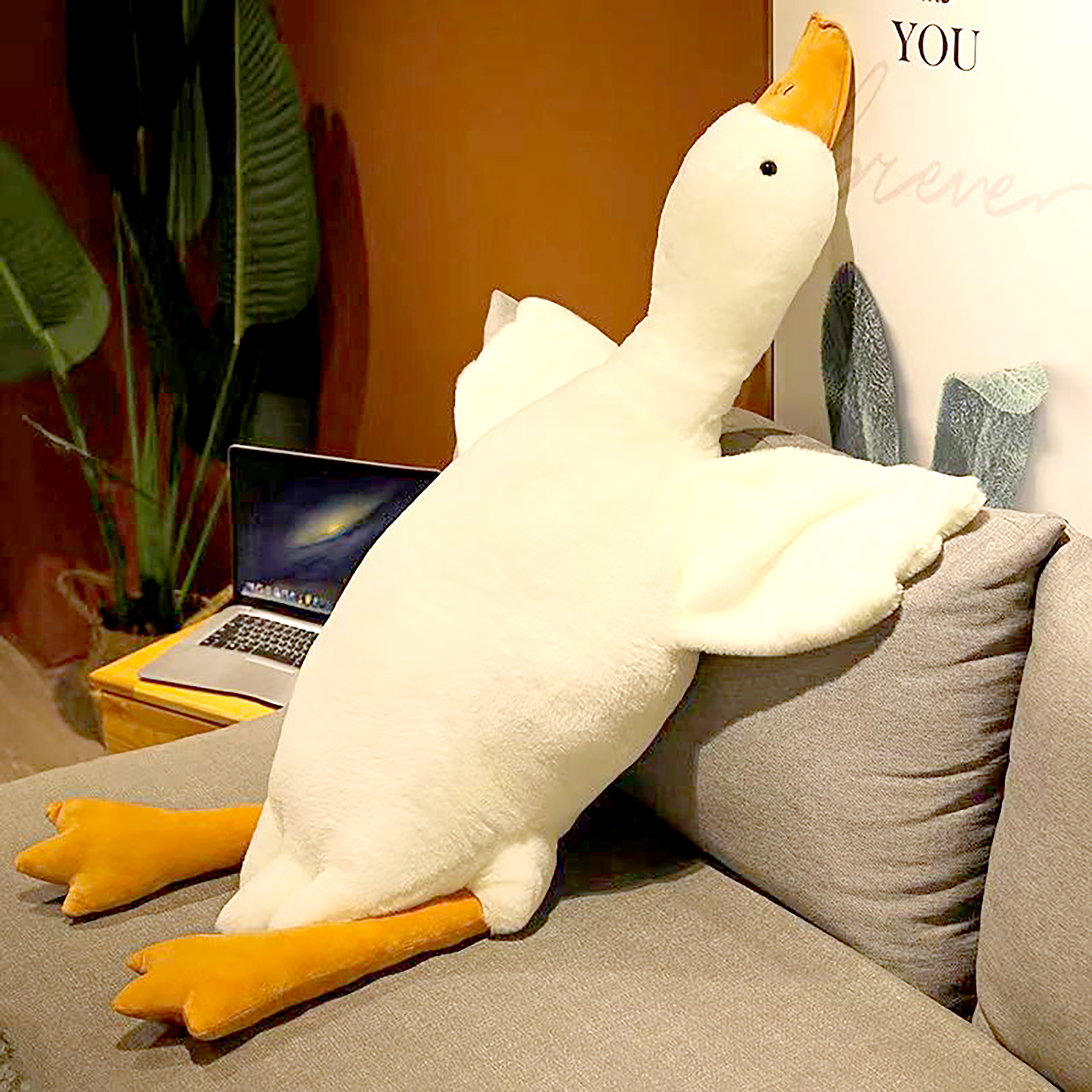 عروسک مدل غاز بالشتی کد 1127-60 طول 50 سانتی‌متر