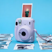 دوربین عکاسی چاپ سریع فوجی فیلم مدل Instax Mini 11
