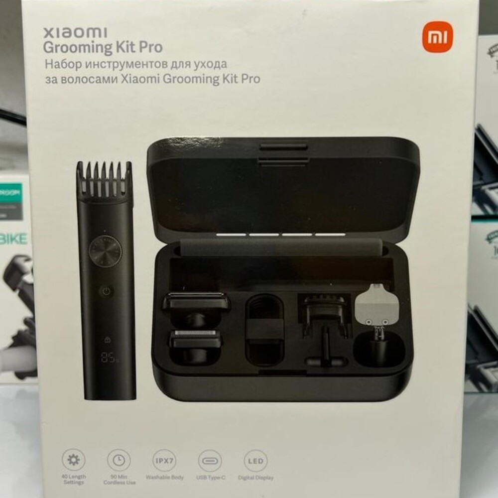 ماشین اصلاح موی سر و صورت تریمر شیائومی مدل Grooming Kit Pro XMGHT2KITLF، با تیغه‌های خود تیزشونده، دارای تنظیم‌گر چرخشی، منبع انرژی باتری قابل شارژ، اندازه اصلاح 0.5 تا 10 میلی‌متر، جنس تیغه استیل ضد زنگ، مدت زمان استفاده پس از شارژ 90 دقیقه
