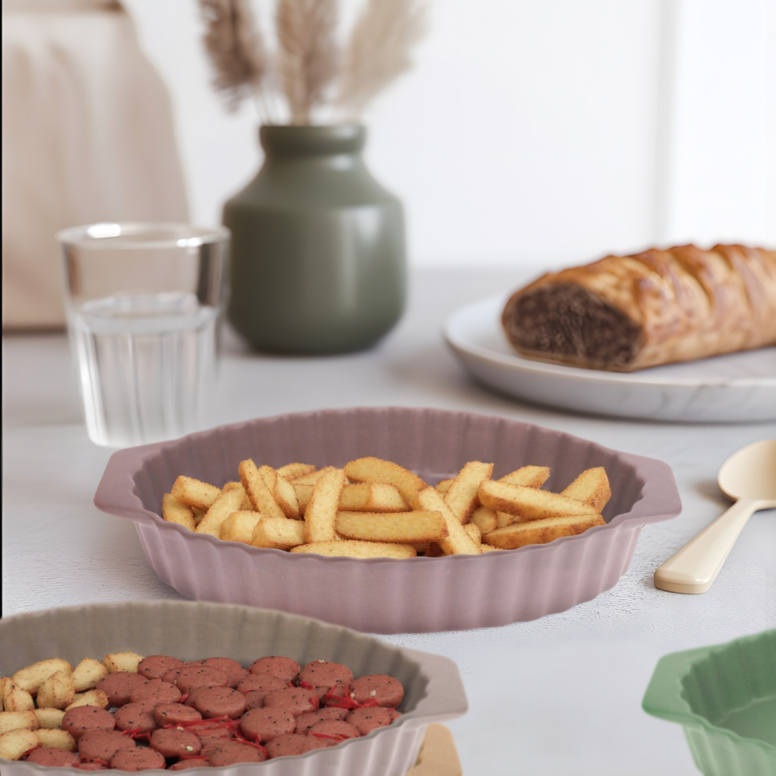 سینی سرامیکی بومی مدل لازانیا بیضی مات