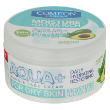 کرم مرطوب‌کننده کامان مدل Oil Plus حجم 250 میلی‌لیتر