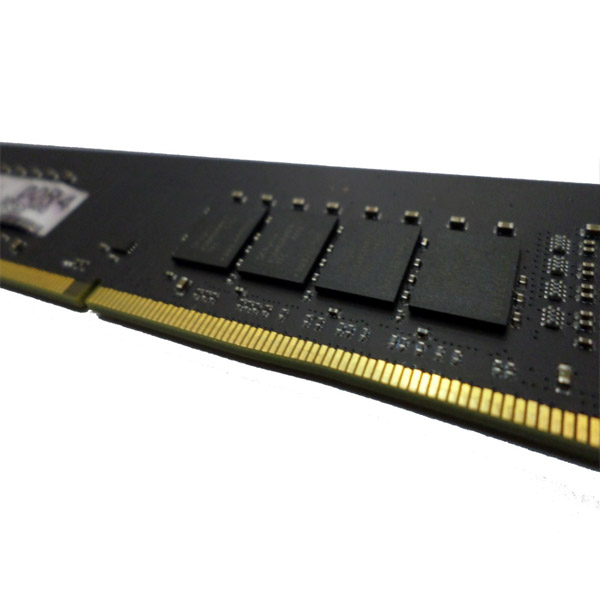 رم دسکتاپ DDR4 تک کاناله 2400 مگاهرتز اسپیس مدل CL17 ظرفیت 8 گیگابایت