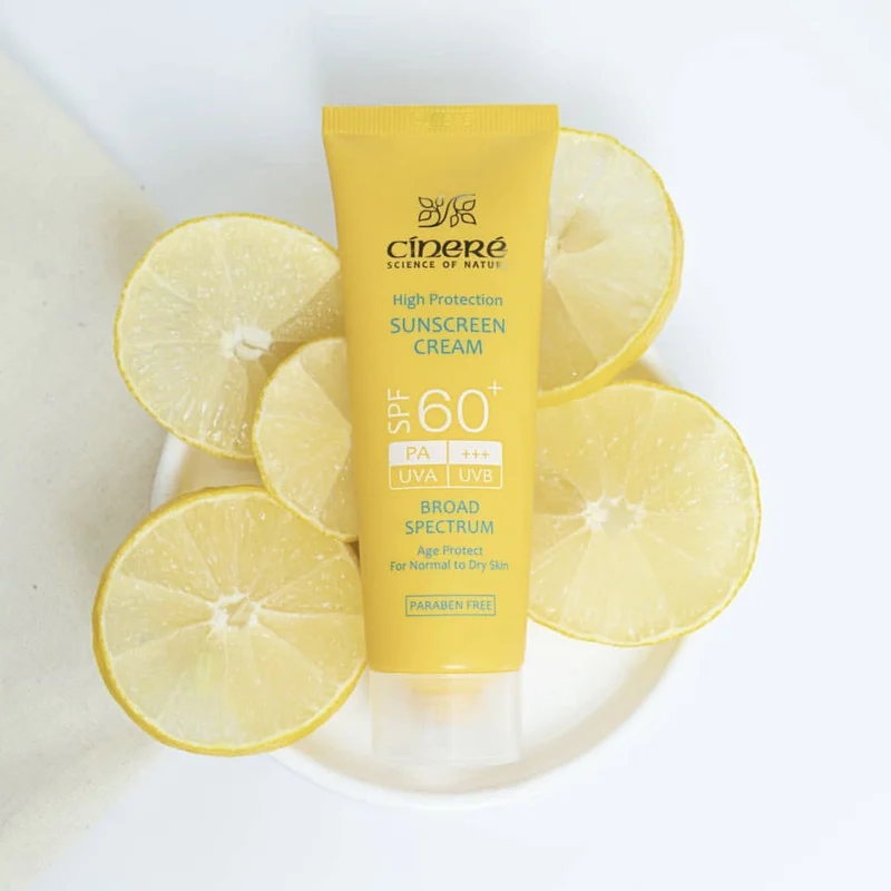 کرم ضدآفتاب بی‌رنگ سینره مدل SPF60 مناسب انواع پوست، حجم 50 میلی‌لیتر