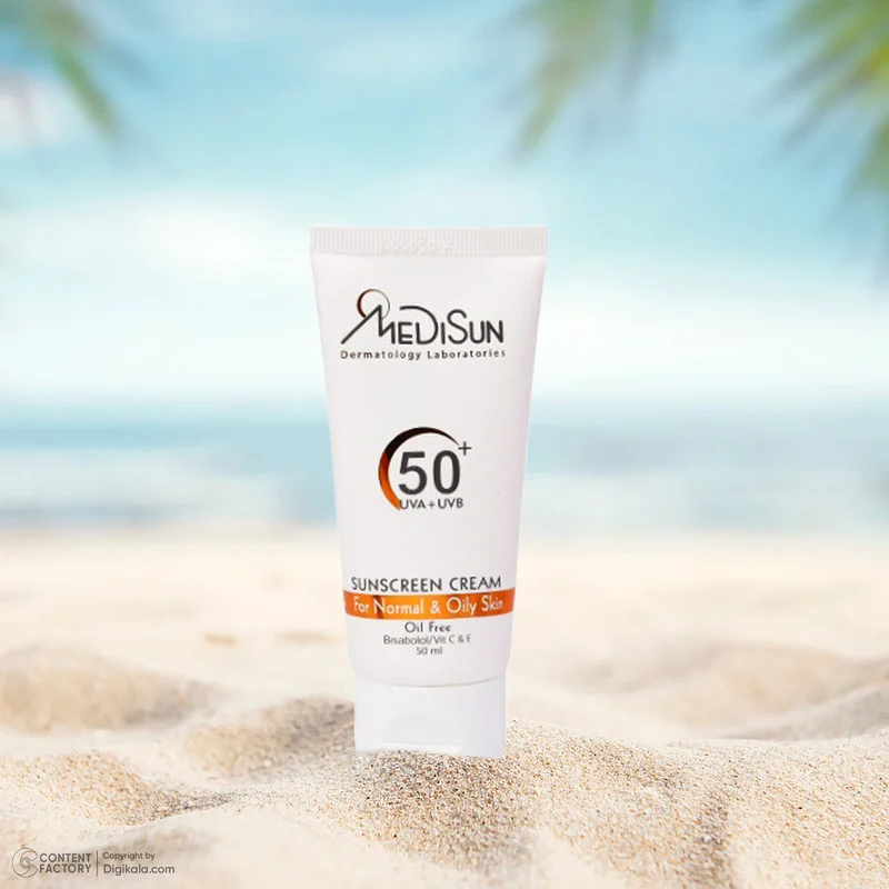 کرم ضد آفتاب بی‌رنگ مدیسان، SPF 50، مناسب پوست‌های چرب و معمولی با حجم 50 میلی‌لیتر، محافظت‌کننده در برابر اشعه‌های UVA و UVB، دارای فرمولاسیون فاقد چربی، ویتامین‌های E و C، با ماندگاری 2 ساعته
