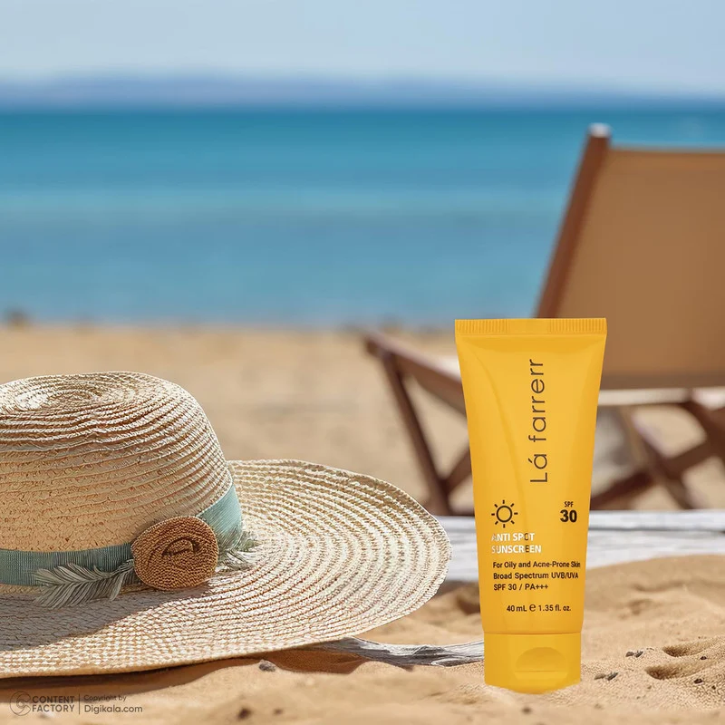 کرم ضدآفتاب و ضدلک بی‌رنگ لافارر مدل SPF30، مناسب پوست‌های چرب، حجم 40 میلی‌لیتر