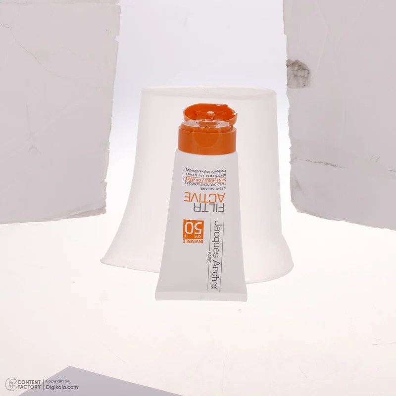 کرم ضد آفتاب بدون رنگ ژاک آندرل پاریس SPF 50 مدل FILTR ACTIVE ‌مناسب پوست‌های چرب و مستعد آکنه حجم 50 میلی‌لیتر
