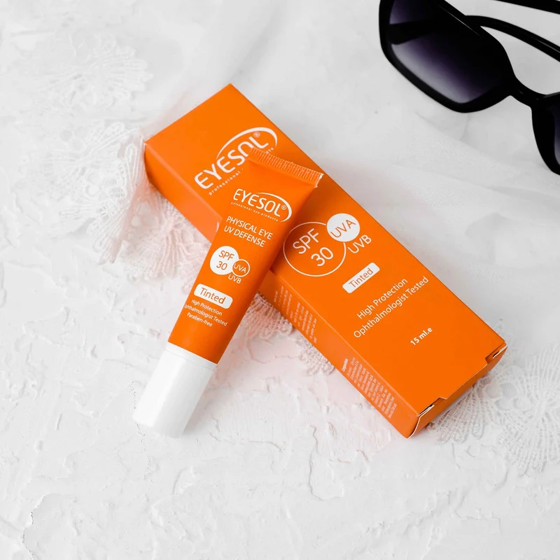 کرم ضد آفتاب رنگی دور چشم آیسول SPF 30 مدل TINTED ‌مناسب برای انواع پوست حجم 15 میلی‌لیتر