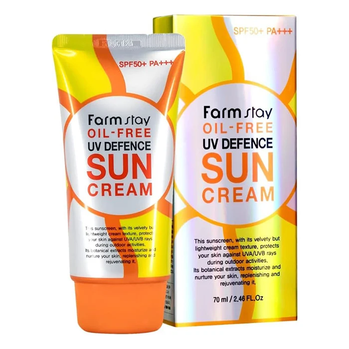 کرم ضد آفتاب بی رنگ فارم استی spf 50 مدل OIL-FREE مناسب پوست های مختلط و چرب حجم 70 میلی لیتر