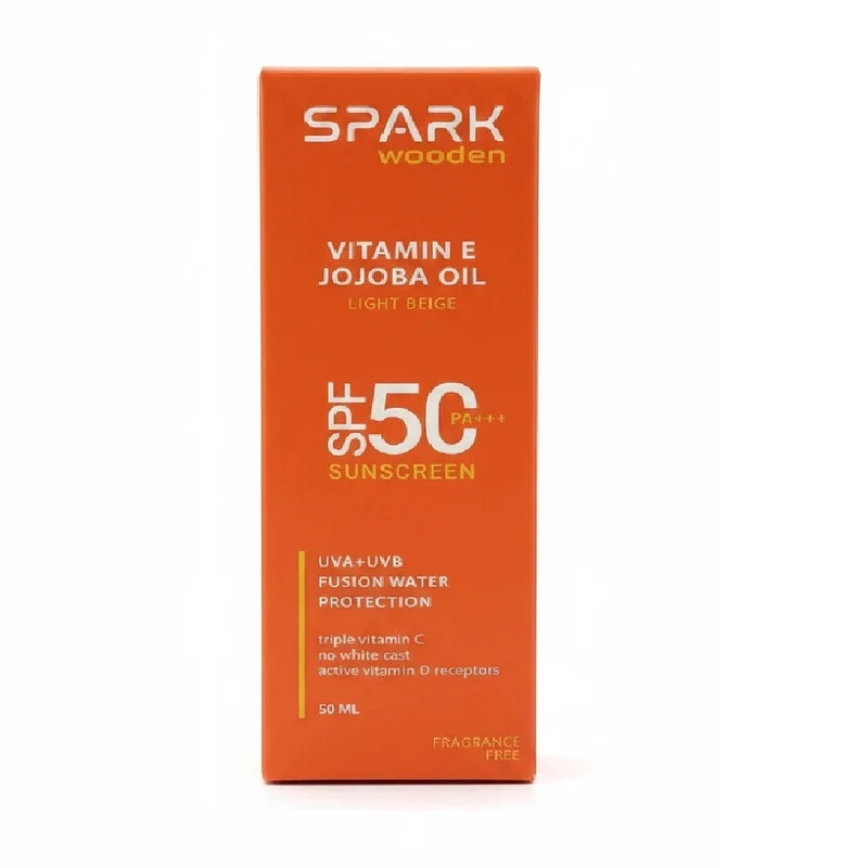 کرم ضد آفتاب رنگی صورت اسپارک وودن SPF 50 مدل ویتامین E ‌محافظ UVA ،UVB مناسب برای انواع پوست حجم 50 میلی‌لیتر