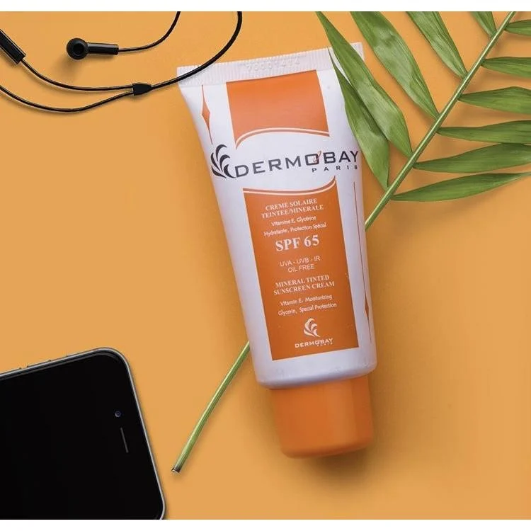 کرم ضد آفتاب رنگی درموبای SPF 65 مدل mineral ‌مناسب انواع پوست حجم 50 میلی‌لیتر