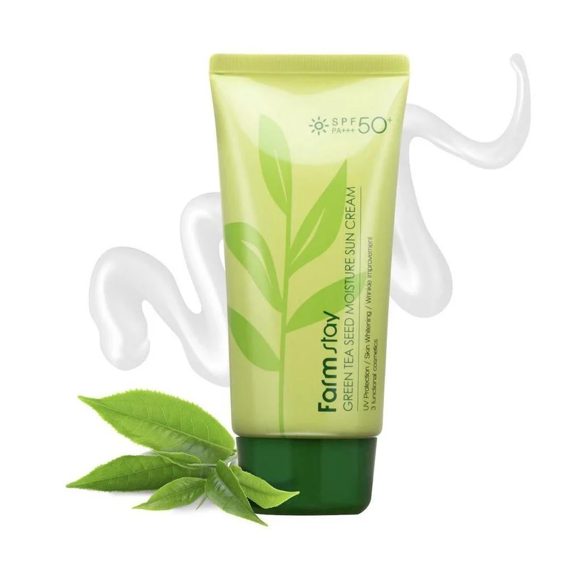 کرم ضد آفتاب بدون رنگ فارم استی SPF 50 مدل چای سبز ‌مناسب پوست‌های چرب و مختلط حجم 70 میلی‌لیتر
