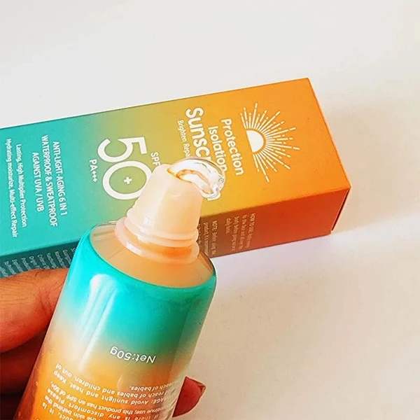 کرم ضد آفتاب بدون رنگ سادور SPF 50 مدل PI محافظ UVA ،UVB و PA+++، ضد حساسیت، ضد چروک و ضد پیری، مناسب انواع پوست‌ وزن 50 گرم